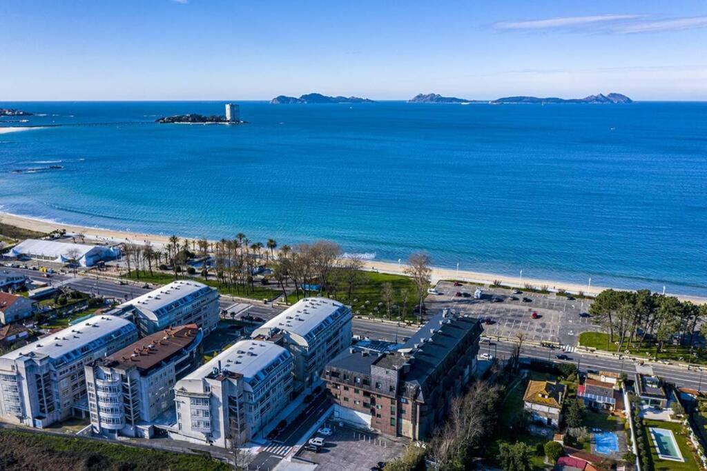 Apartamentos En Playa De Samil Primera Linea De Playa Pe Na Areia فيجو المظهر الخارجي الصورة