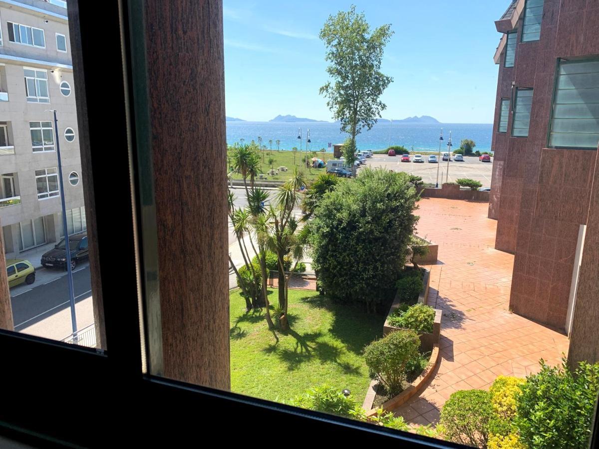 Apartamentos En Playa De Samil Primera Linea De Playa Pe Na Areia فيجو المظهر الخارجي الصورة